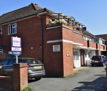 Ethorpe Crescent, Gerrards Cross, Buckinghamshire,SL9 - Photo 4