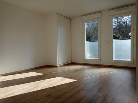 Location Appartement 2 pièces 40m² - Photo 4