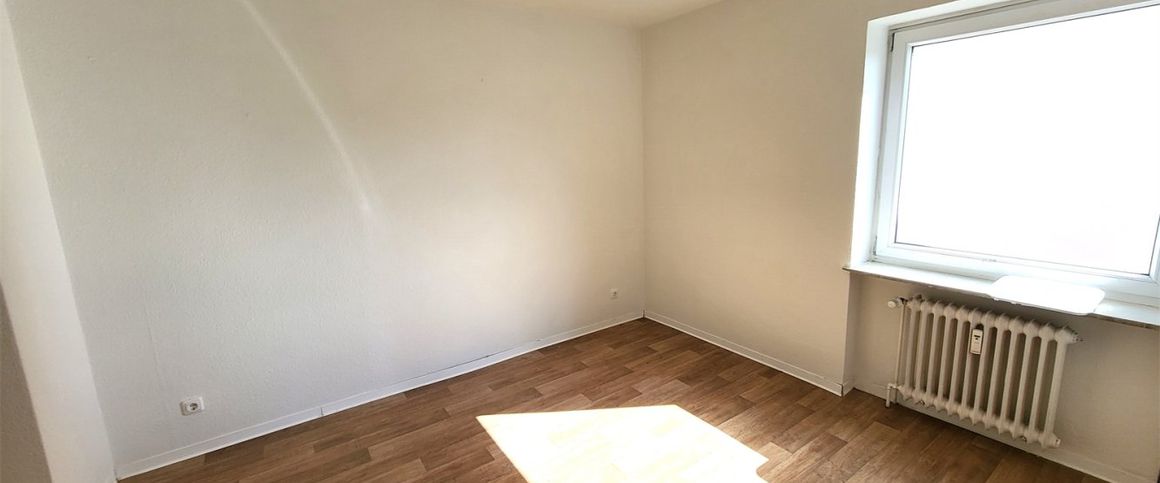 Ab sofort: Nette 2- Zimmer Wohnung, nur 250 Meter zum kleinen Eutiner See - OTTO STÖBEN GmbH - Photo 1