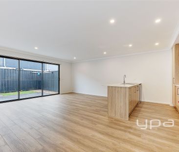 The Pefect Townhouse! - Photo 2