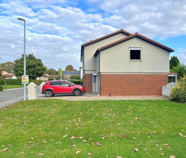 Woning met 4 slaapkamers, garage en tuin. - Photo 4