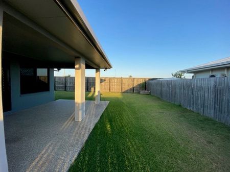 Charming Family Home in Ooralea - Photo 2