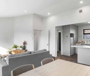 Four Bedroom Home - Photo 2