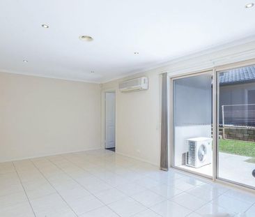 51 Frances Burke Street, Gungahlin ACT 2912 - House For Rent | Domain - Photo 5