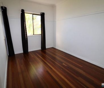 Tidy Home In A Great Location - Rent increase to $600 p/w from 12/0... - Photo 1