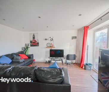 1 bed house of multiple occupation to rent in Park Road, Silverdale... - Photo 3