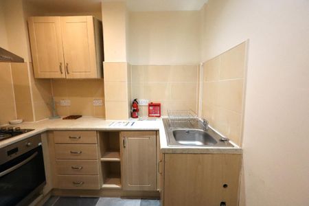 1 bedroom flat to rent - Photo 4