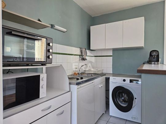 Grand studio meublé dans une rue calme au centre de Rouen - Photo 1