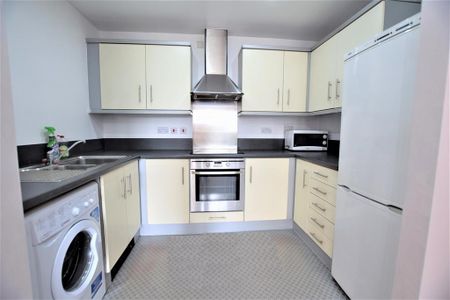 2 bedroom apartment to rent - Photo 4