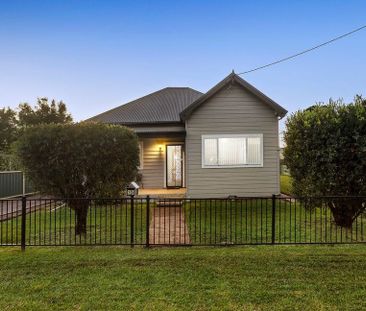 OLD-WORLD CHARM, MODERN ENHANCED HOME - Photo 5