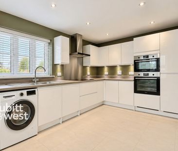 4 bedroom detached house to rent - Photo 6