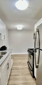 1 Bed 1 Bath Available In Beautiful - Photo 4