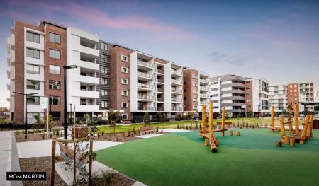 MGM MARTIN – TWO BEDROOM APARTMENT - Photo 4