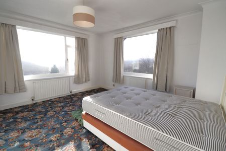 3 bedroom apartment to rent - Photo 3