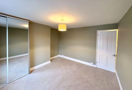 2 bedroom property to rent - Photo 3