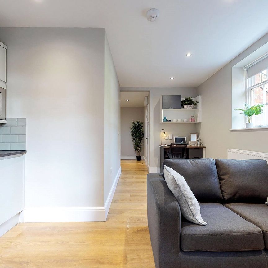 Apt 2, 19 Springfield Mount - Photo 1