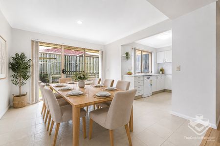 Beautifully Renovated 3-Bedroom Townhouse – Be the First to Enjoy! - Photo 2