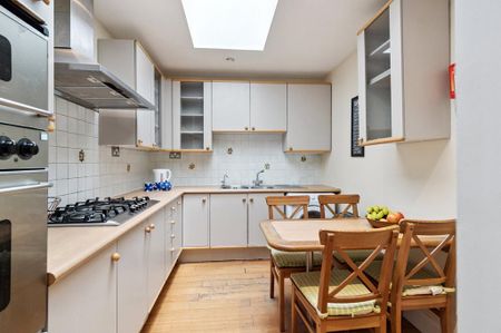 4 bedroom apartment to rent - Photo 2