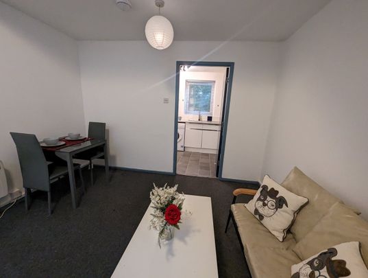1 Bed Flat, Marquis Street, LE1 - Photo 1