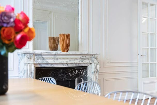 Tout savoir sur cet appartement dans le quartier Gros Caillou, à Paris 7ème - Photo 1