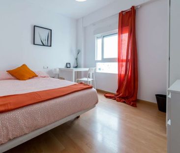 Carrer de Calvo Acacio, Valencia, Valencian Community 46017 - Photo 2