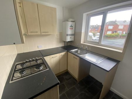 1 bedroom flat to rent - Photo 2