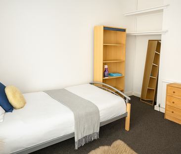 Lydford Street, Salford - Photo 3