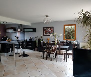 Location Maison 5 pièces 100m² RONCHIN 59790 - Photo 6