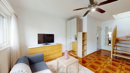 2.5 Zimmer, 43 m², 4. Stock - Photo 2