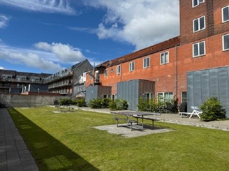 Skøn 1-værelses lejlighed midt i Odense C - Photo 2