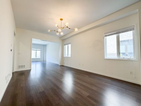 For Lease - 405 Elyse Court, Aurora, Ontario - Photo 3