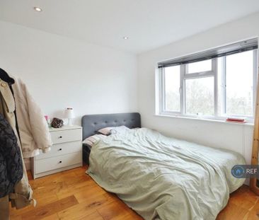 3 bedroom maisonette to rent - Photo 4
