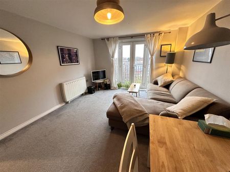 2 bedroom apartment to rent - Photo 2