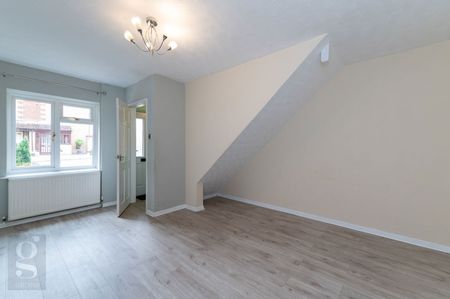 Dabinett Avenue, Hereford - Photo 3