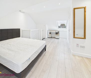 1 bedroom in a house share to rent - Photo 1