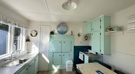 Charming Home in Central Whitianga - Photo 3