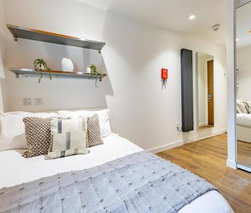 Studio to rent - Photo 1