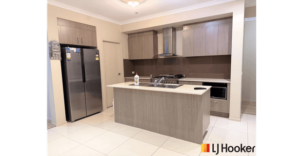 Ready to Move In ...... - Photo 1