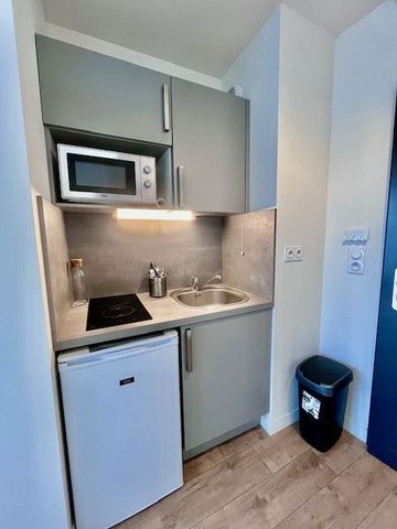 Location Appartement 1 pièce 21m² ROSIERES PRES TROYES 10430 - Photo 5