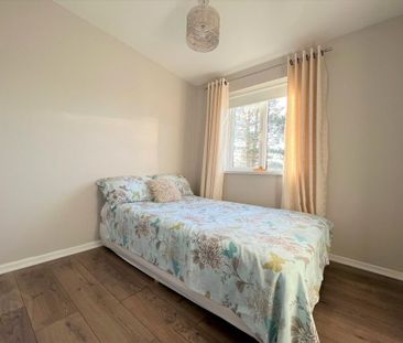 33 Rosebrook Grove, Carrickfergus, BT38 8NS - Photo 4