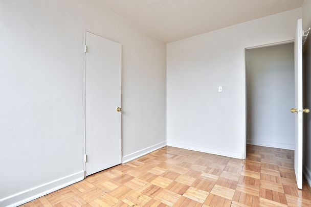 For Lease - 1969 Eglinton Avenue Unit# 310, Toronto, Ontario - Photo 1