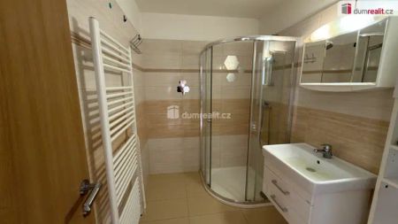 Pronájem prostorného bytu 2+KK, Kolín II - U Vodárny - Photo 3