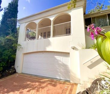 Spacious, Fully Furnished 3 Bedroom Villa Within Gated Community - Photo 3