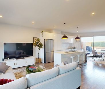 More Space Than You Expect in the Heart of Yarraville - Photo 3