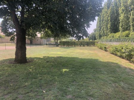 Location Maison 4 pièces 125m² BAUGE EN ANJOU 49150 - Photo 5