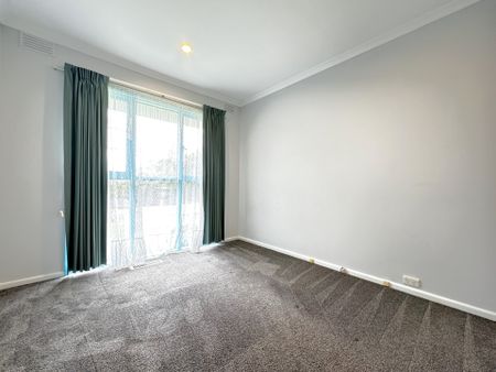 Neat & Tidy - Photo 2