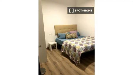 Piso de alquiler en El Poble Sec - Parc de Montjuïc - Photo 5