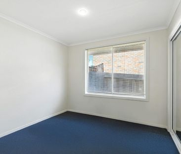 Sun-filled Two Bedroom Villa - Photo 2