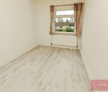 Terraced House to rent on - Photo 2