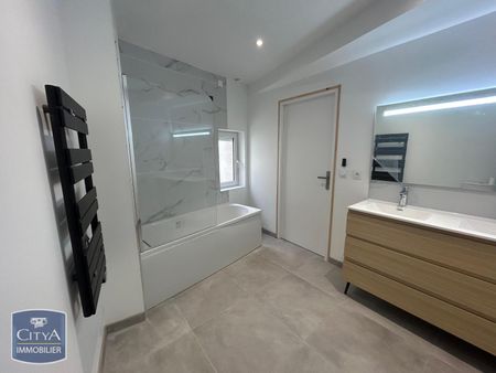 Location Maison 4 pièces 80m² ST SYMPHORIEN D ANCELLES 71570 - Photo 4